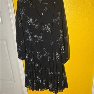 Ann Taylor Black Floral Long Sleeve Dress